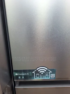 Hisense 720 Liters Refrigerator Dispenser Ice Maker, Wifi