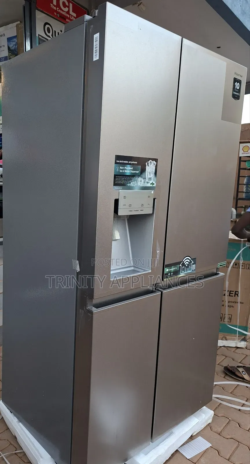 Hisense 720 Liters Refrigerator Dispenser Ice Maker, Wifi