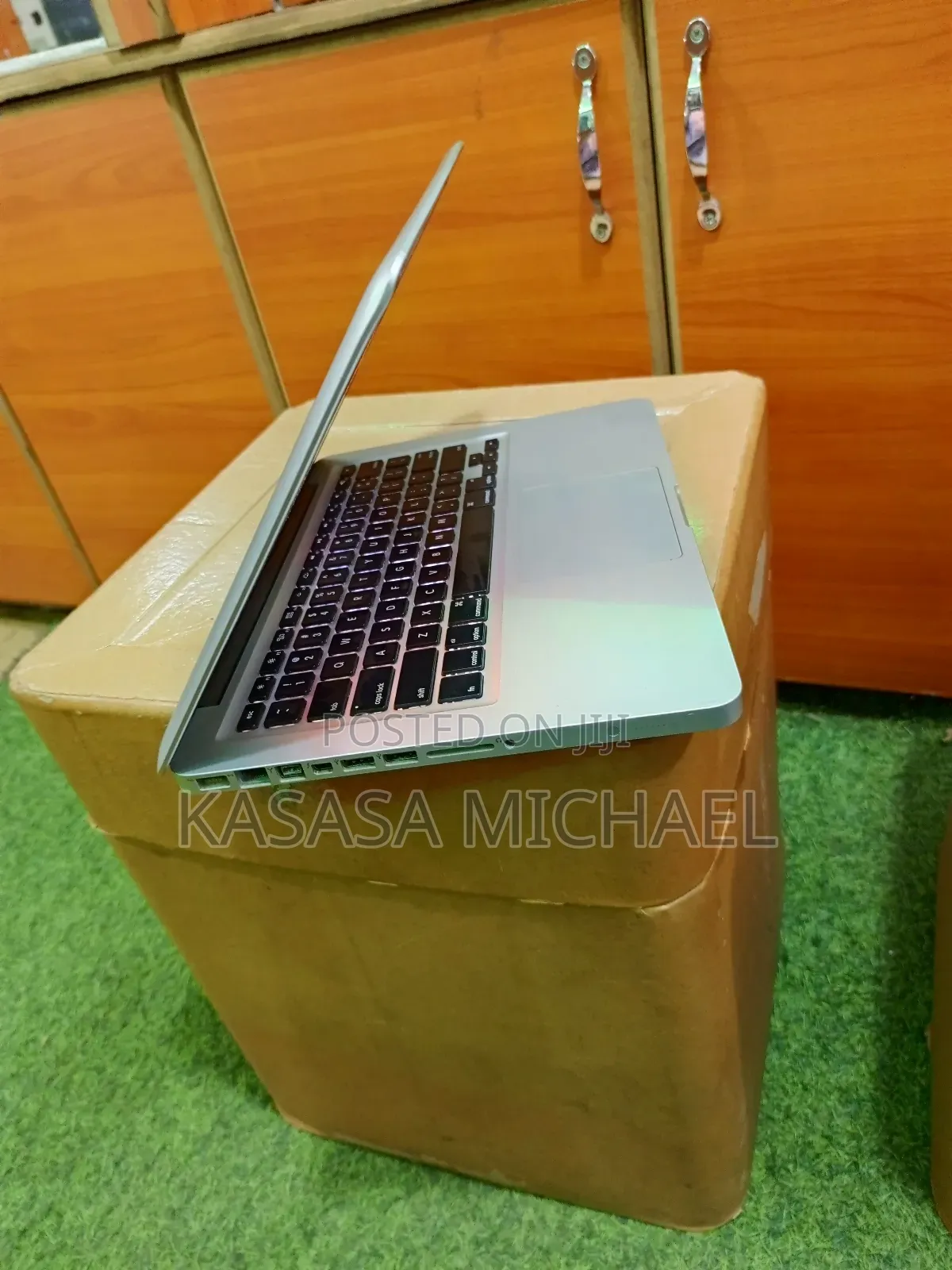 Laptop Apple MacBook 2012 8GB Intel Core I5 HDD 500GB