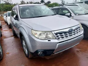 Photo - Subaru Forester 2010 Silver
