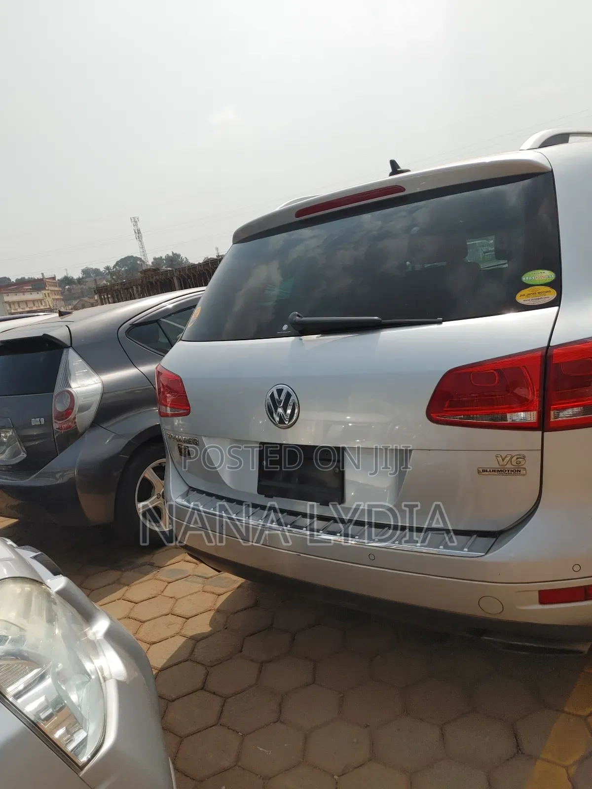 Volkswagen Touareg 2012 Silver