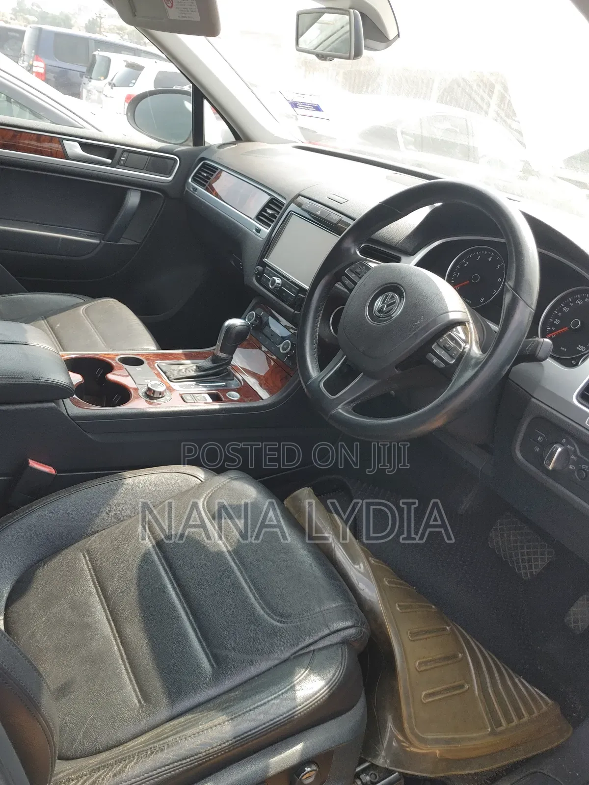 Volkswagen Touareg 2012 Silver