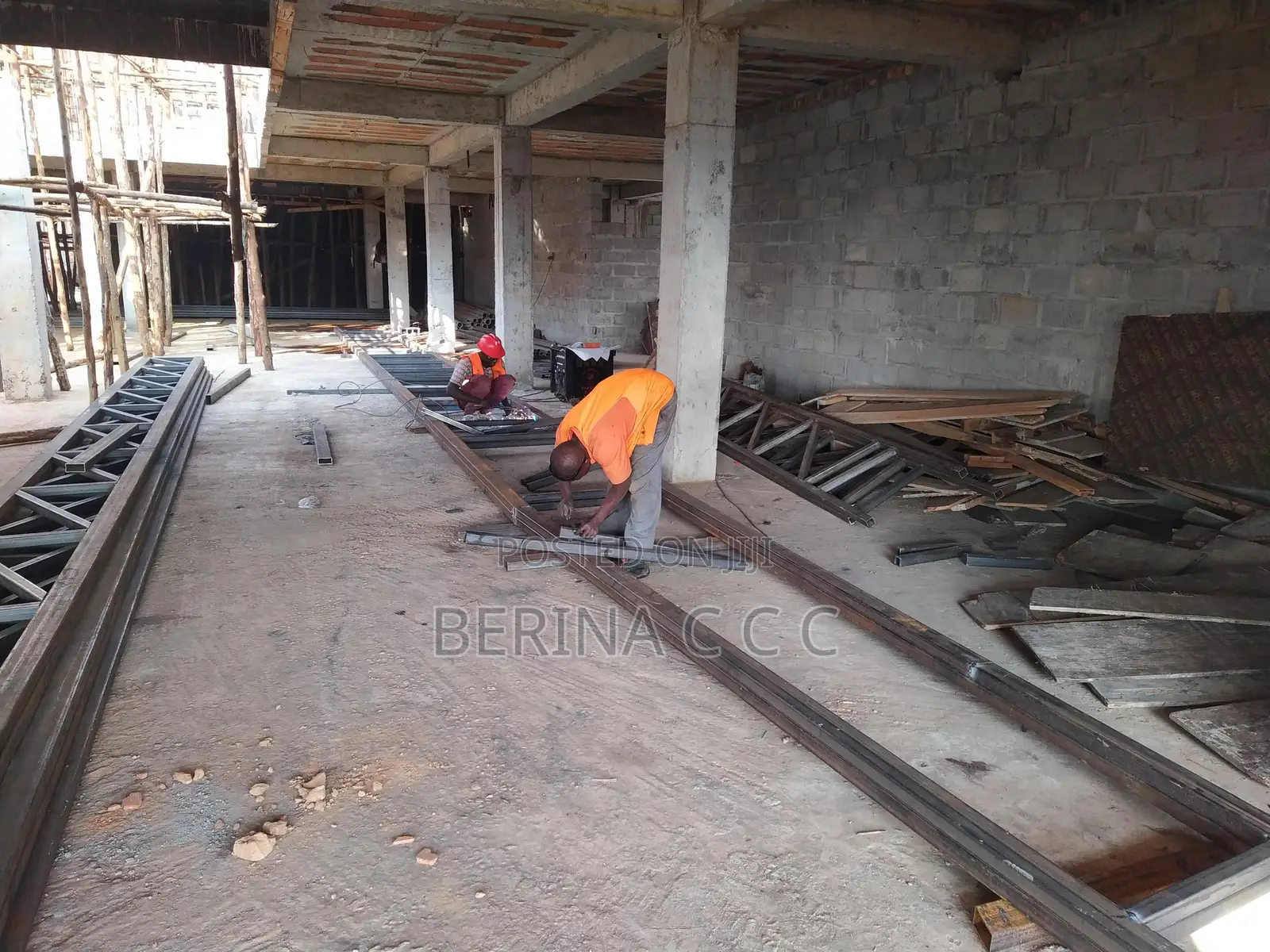 Steel Roofing Specialits