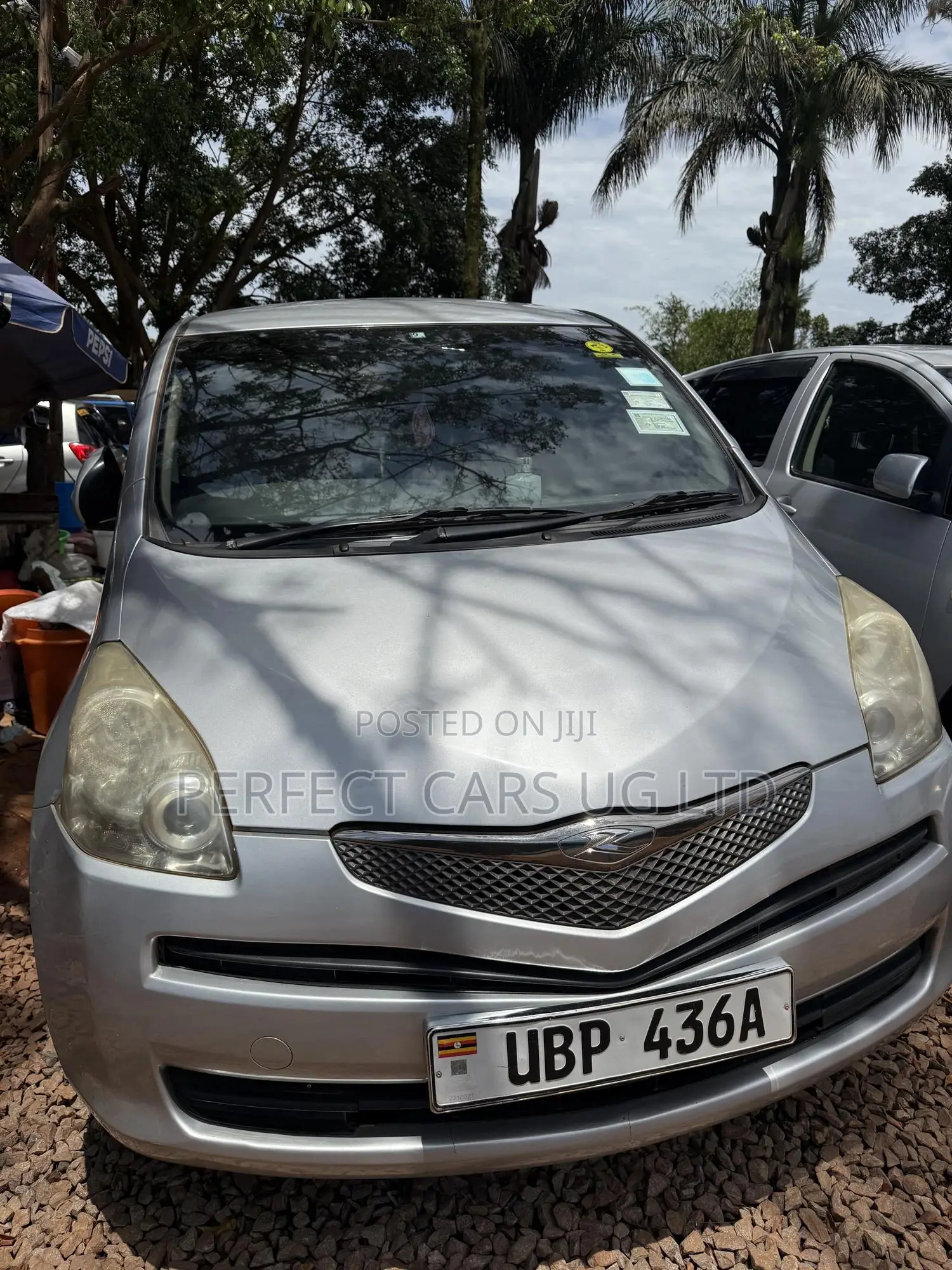 Toyota Ractis 1.5 AWD 2008 Silver