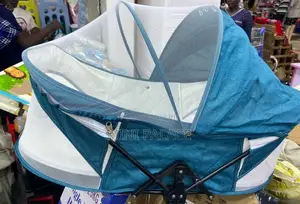 Foldable Baby Travel Bassinet/Crib