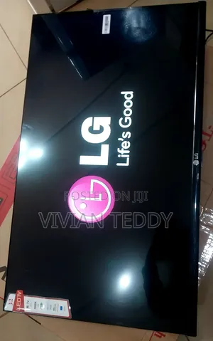 32 Tv Lg Flat Screen in Agood Condition