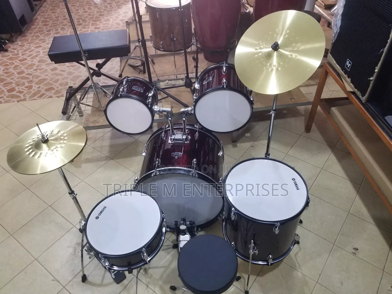 Yamaha Drum Set