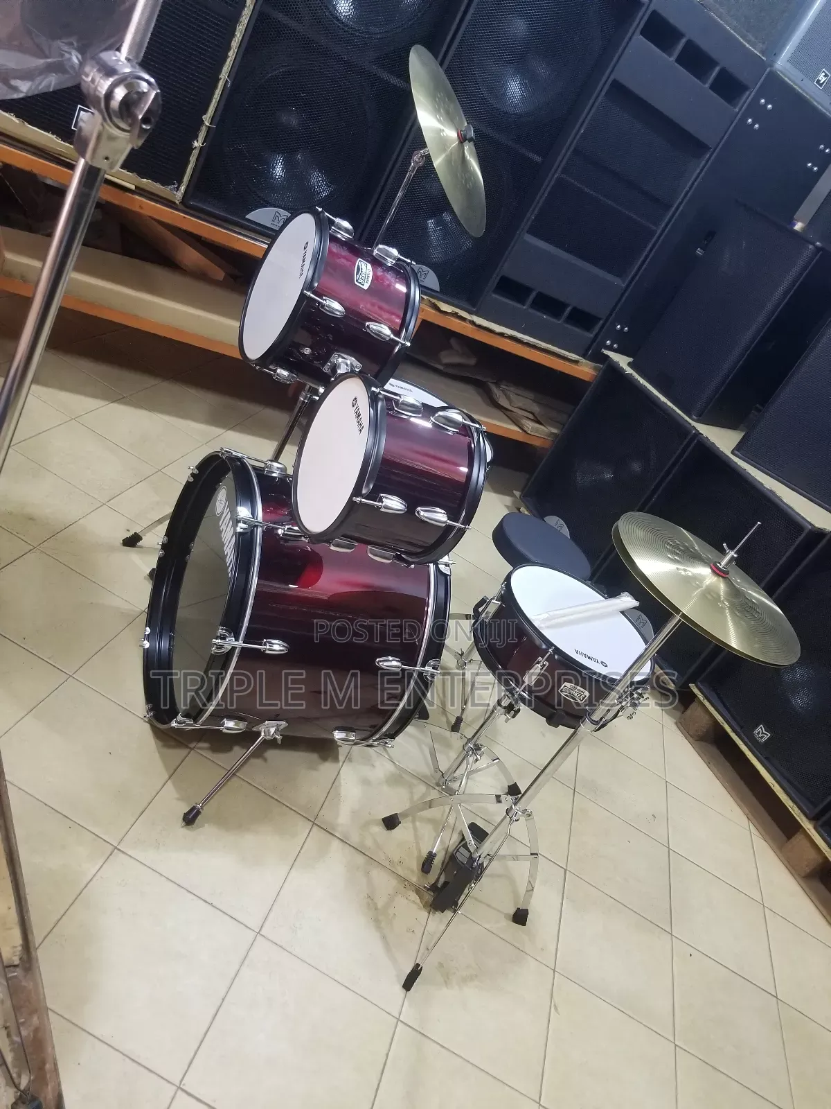 Yamaha Drum Set
