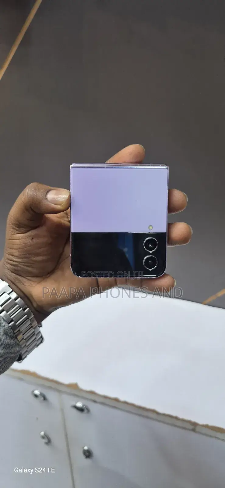Samsung Galaxy Z Flip4 128 GB Purple