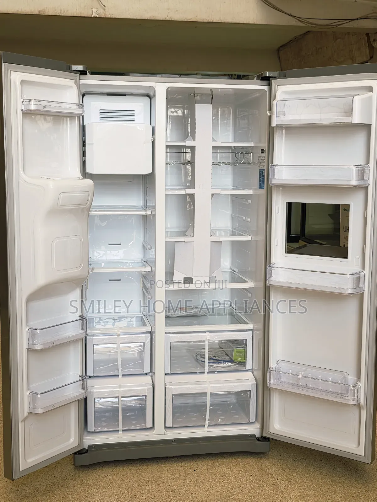 Samsung 720ltr Side by Side Refrigerator With Water Purifier