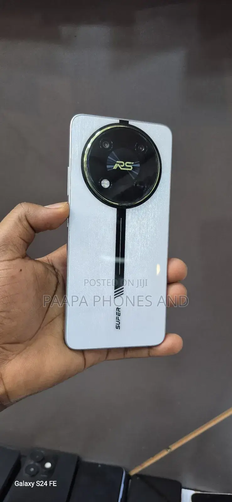 Itel RS4 256 GB White