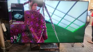 Samsung 98" Qn90d Neo Qled High End Model