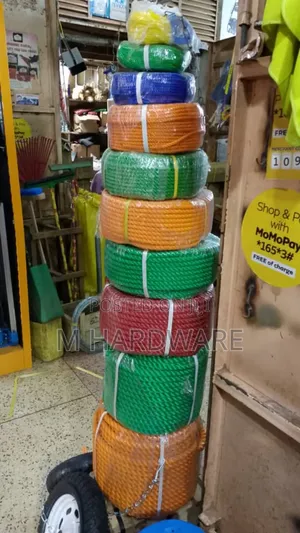 Pp Strings And Pet Straps / Nyron Ropes