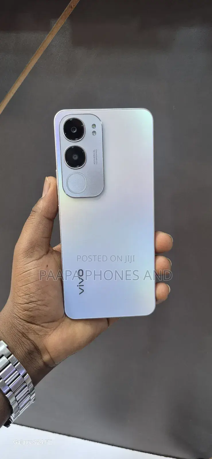 Vivo Y19 128 GB Silver