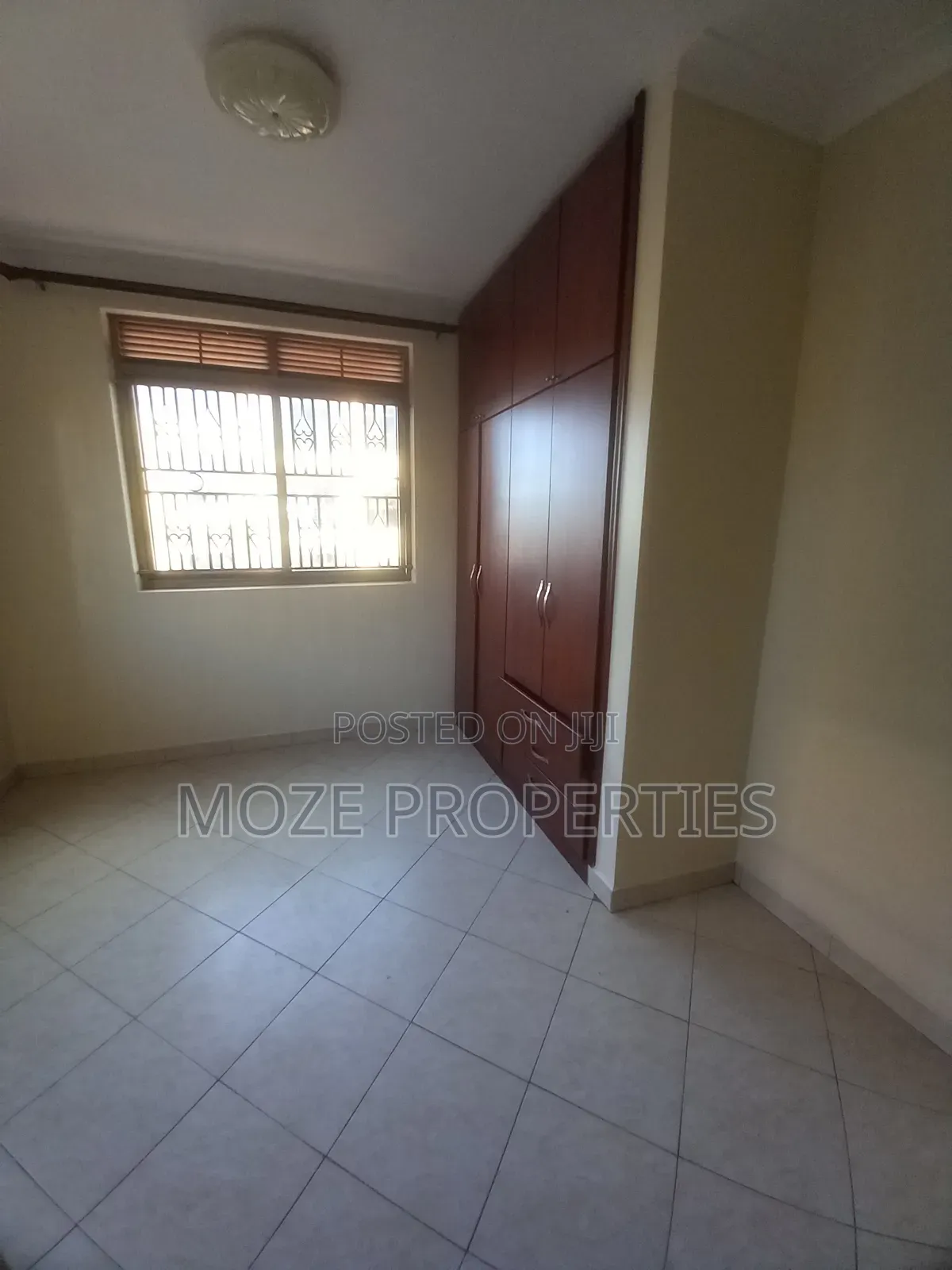 2bdrm Bungalow in Kyaliwajala Kira., Central Division for rent