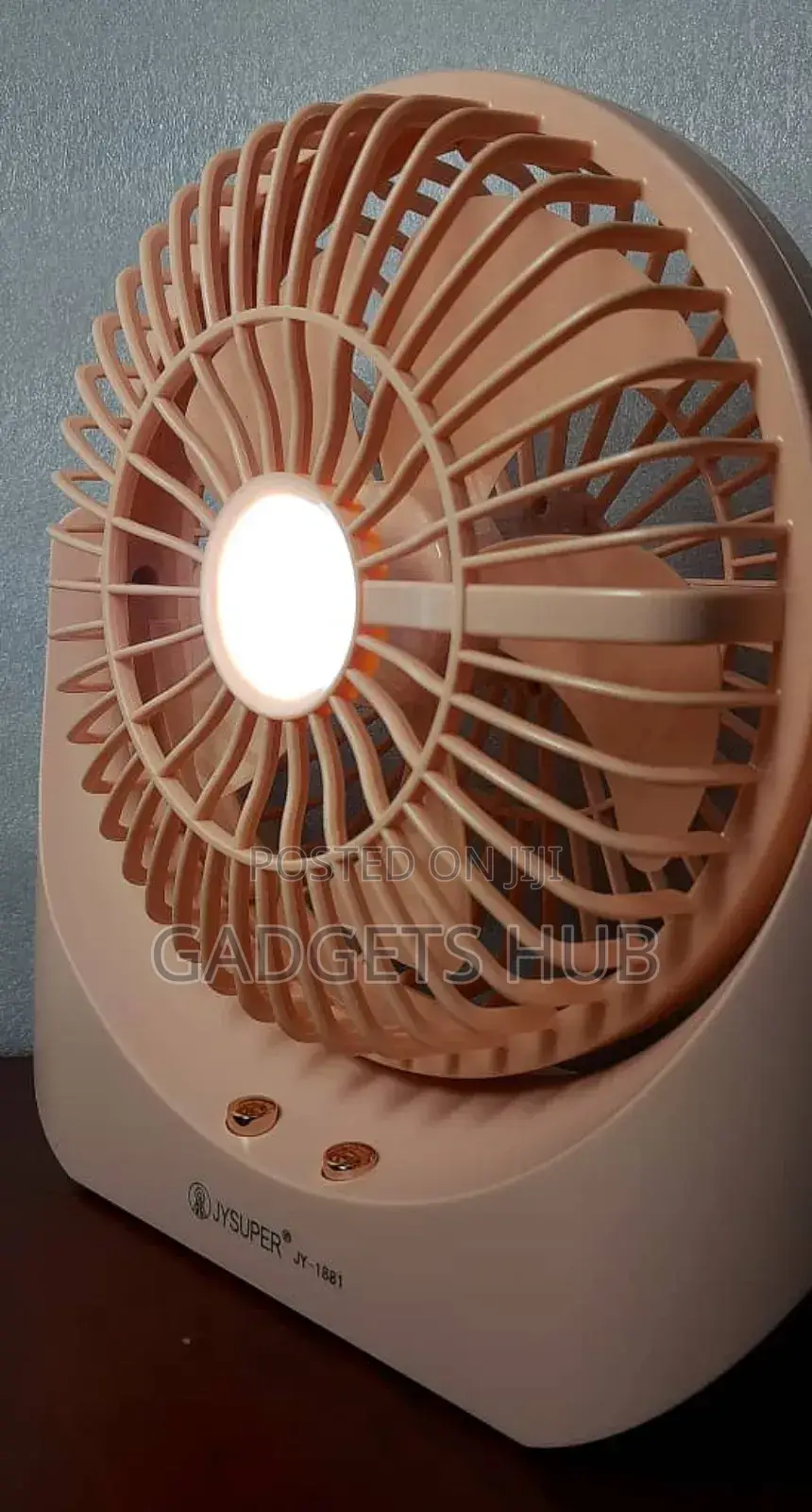 3-in-1 Battery Fan Portable Rechargeable Mini Fan
Electric
