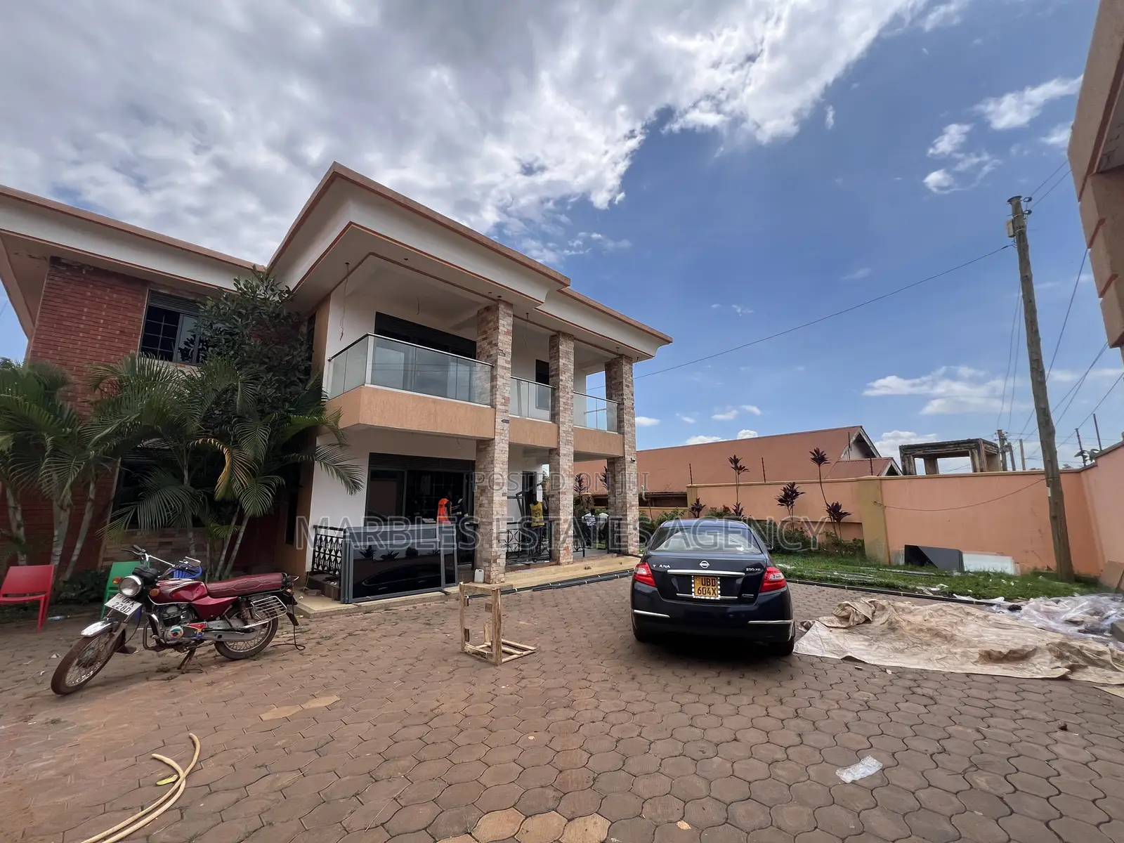 5bdrm House in Kigowa, Central Division for sale