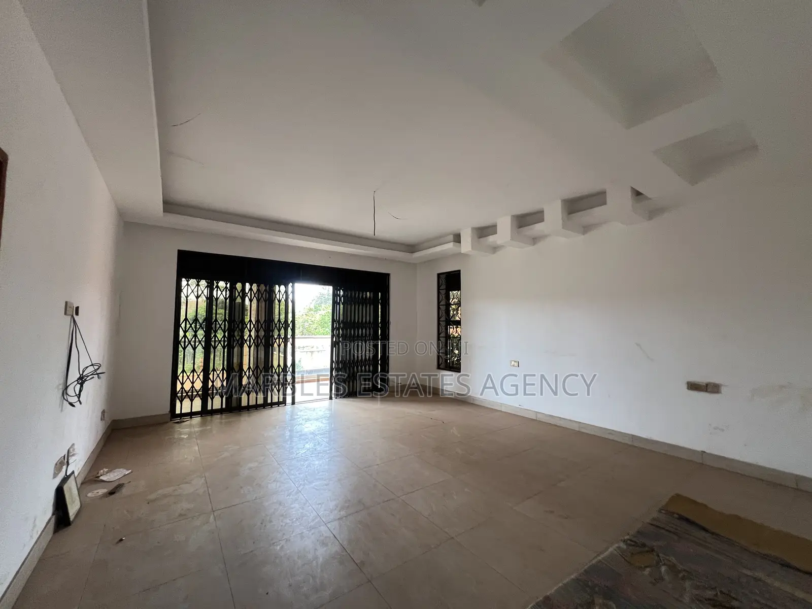 5bdrm House in Kigowa, Central Division for sale