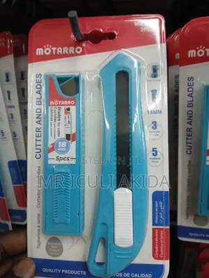 18mm Thick Blade Sharp Cutter With 5extra Blades