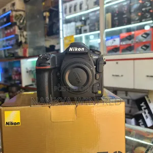 Nikon D850 Camera Body