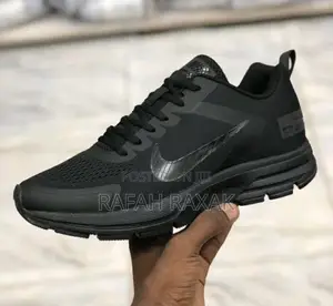 Black Nike Air Zoom Structure 17 Trainer Running Sneakers