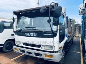 Isuzu Low Bed
