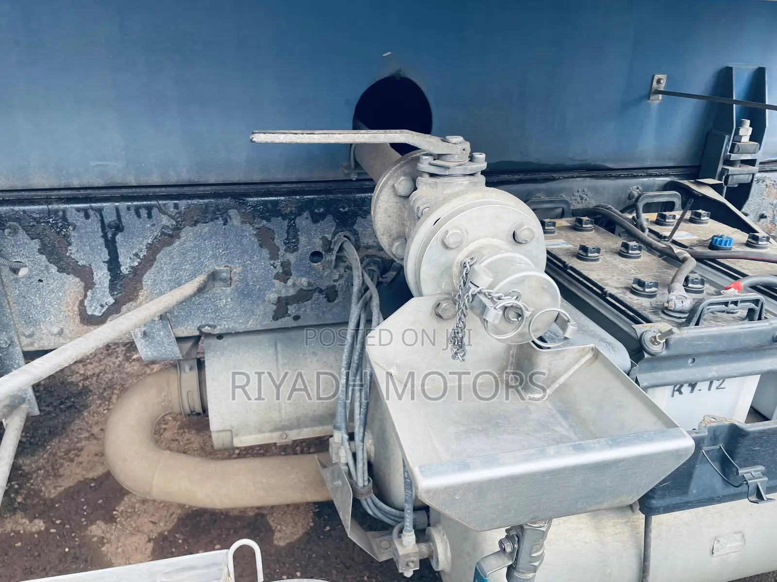 Milk Tank Truck