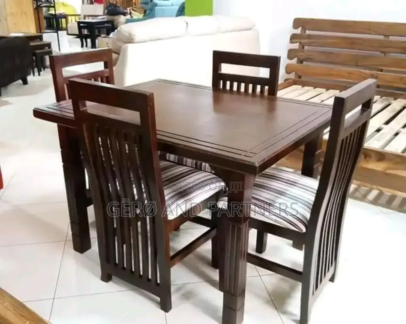 Smart Dining Set