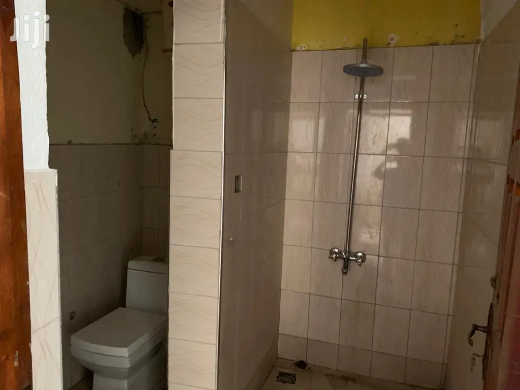 Town House In Kololo For Rent