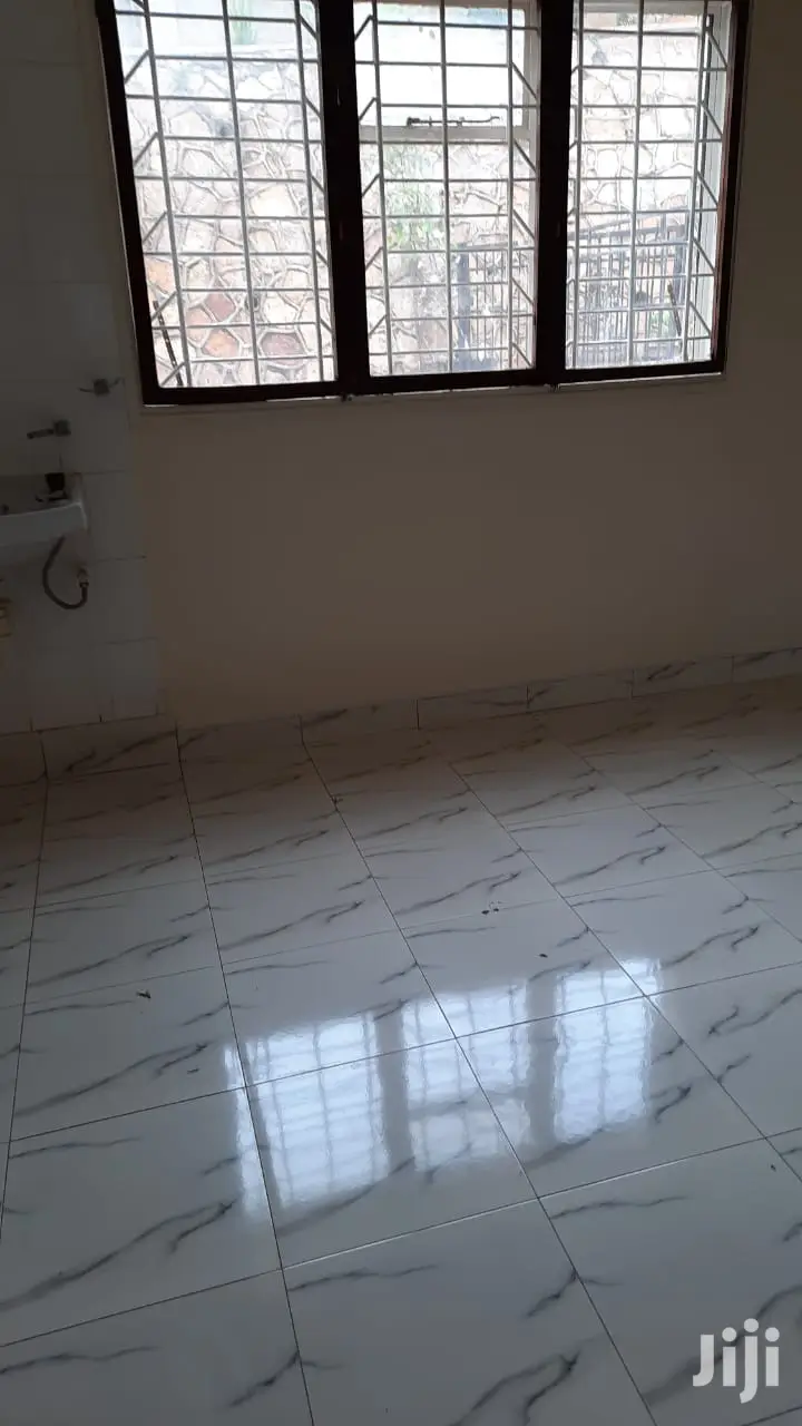 Three Bedroom House In Kololo For Rent