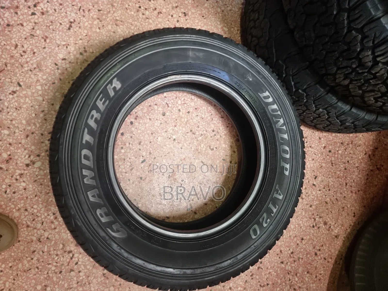 225/70r17 Dunlop Good Condition