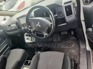 Mitsubishi Delica 2012 White