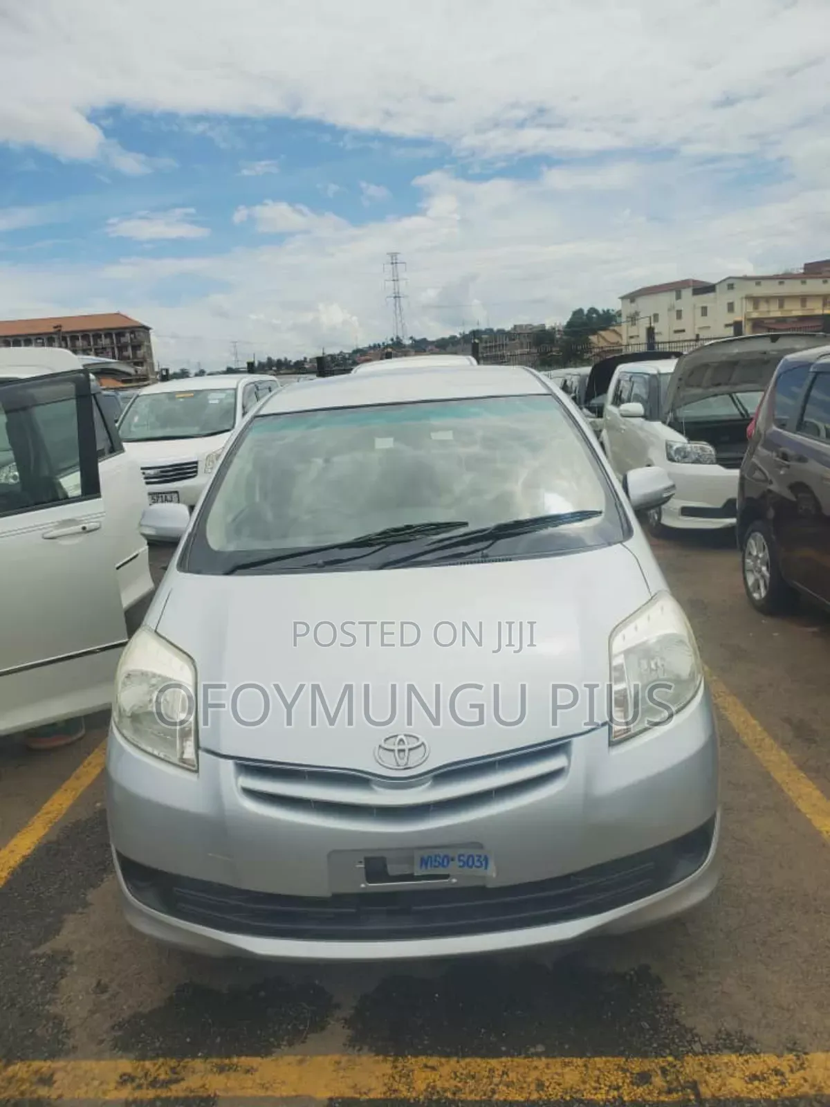Toyota Passo Sette 2010 Silver