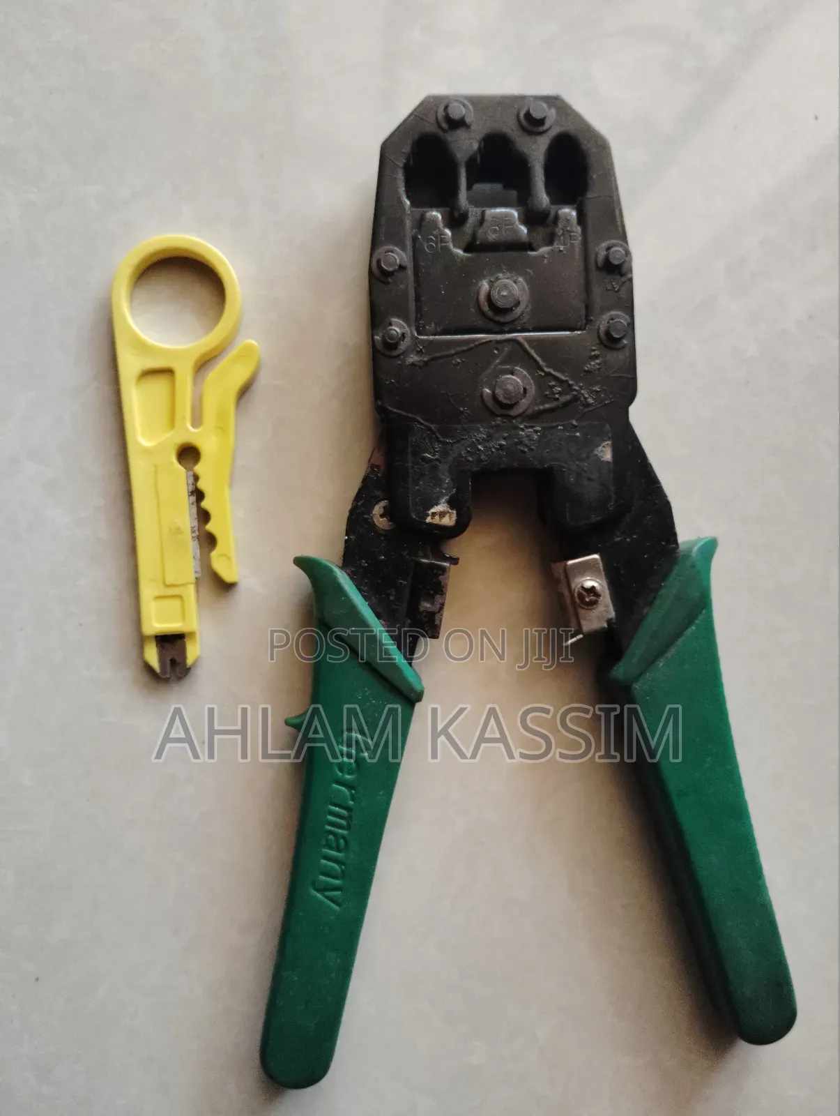 3in1 Crimping Tool for Cuts, Strips, Crimps Rj45, Rj11 Rj12