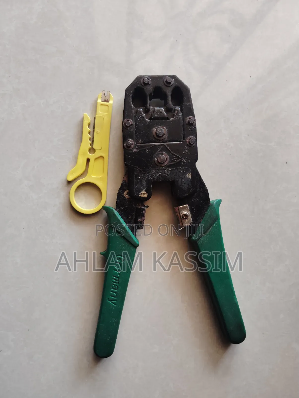 3in1 Crimping Tool for Cuts, Strips, Crimps Rj45, Rj11 Rj12