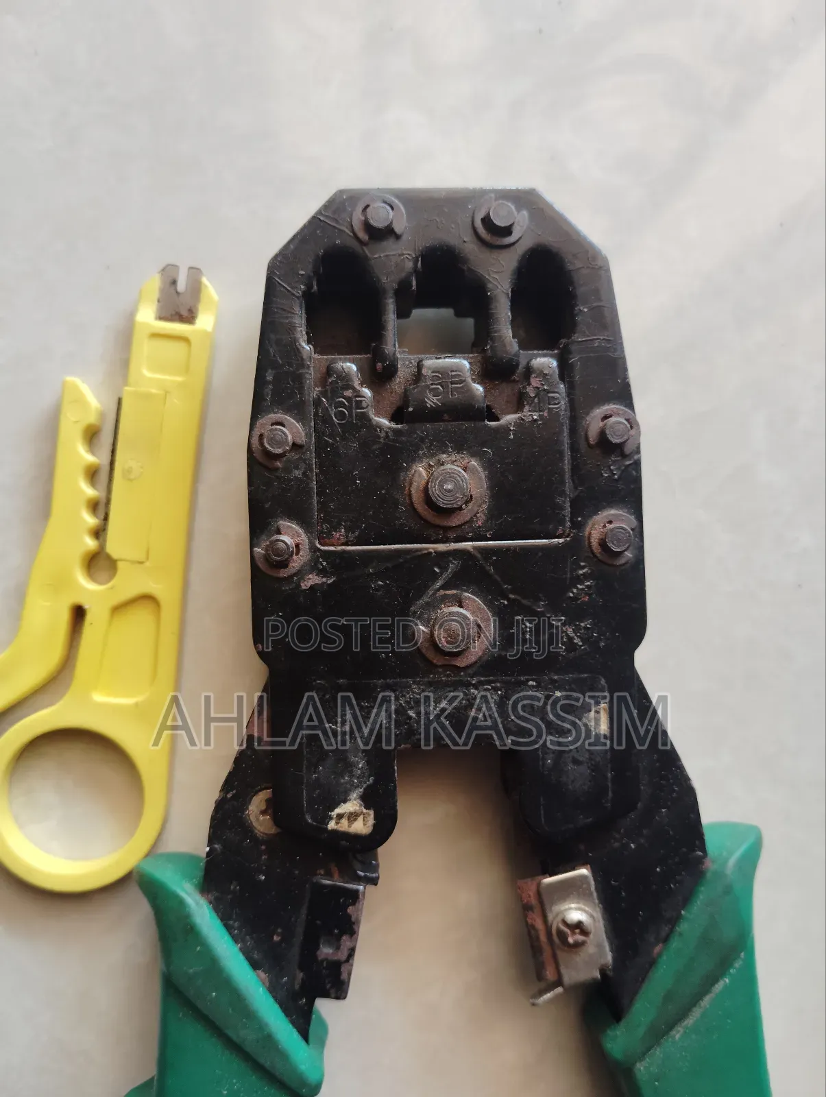 3in1 Crimping Tool for Cuts, Strips, Crimps Rj45, Rj11 Rj12