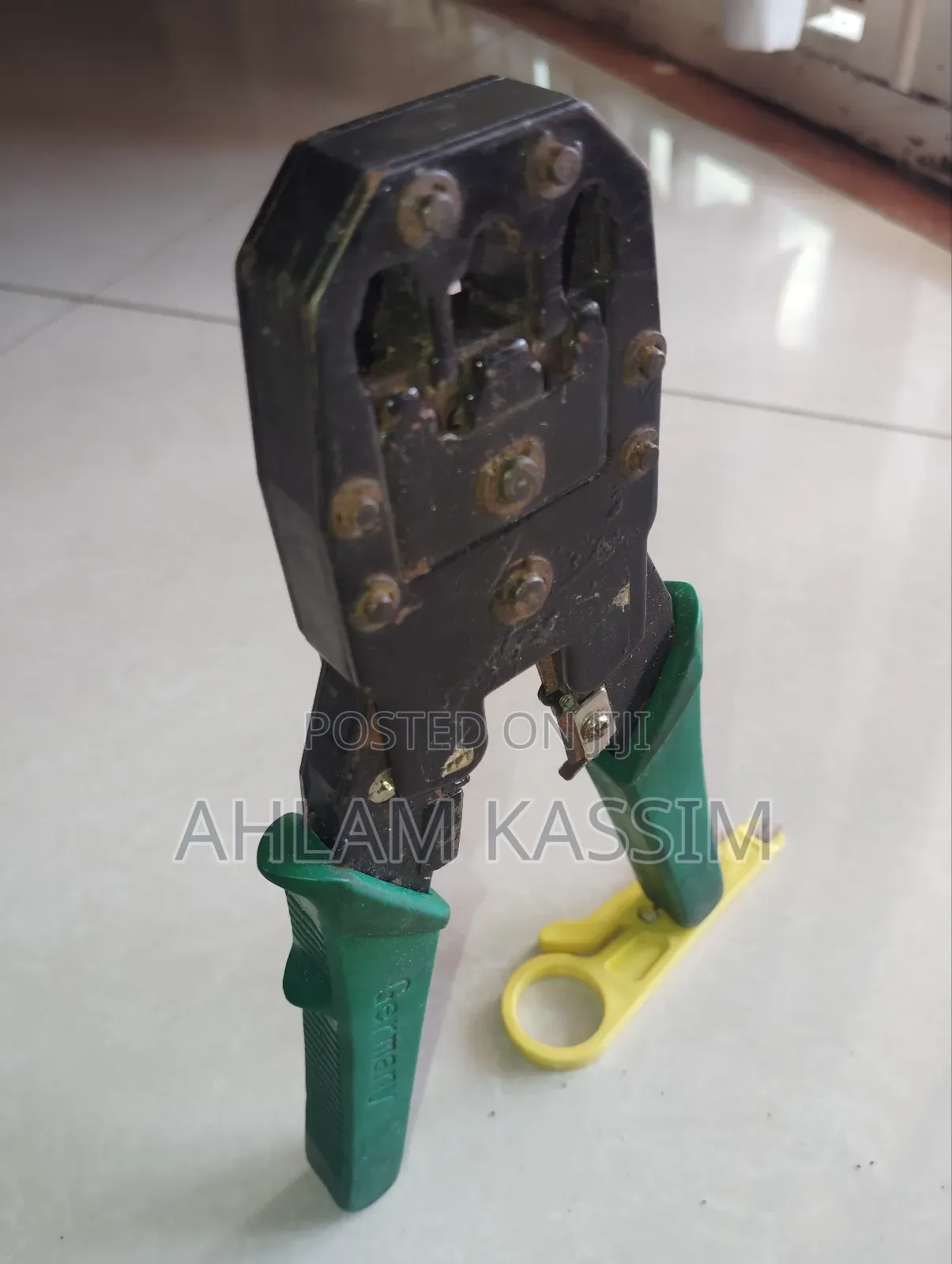 3in1 Crimping Tool for Cuts, Strips, Crimps Rj45, Rj11 Rj12