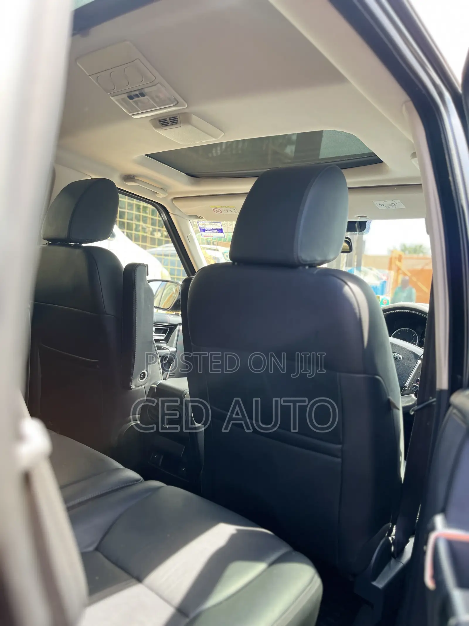 Land Rover Discovery 2015 Black