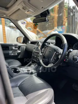 Land Rover Discovery 2015 Black