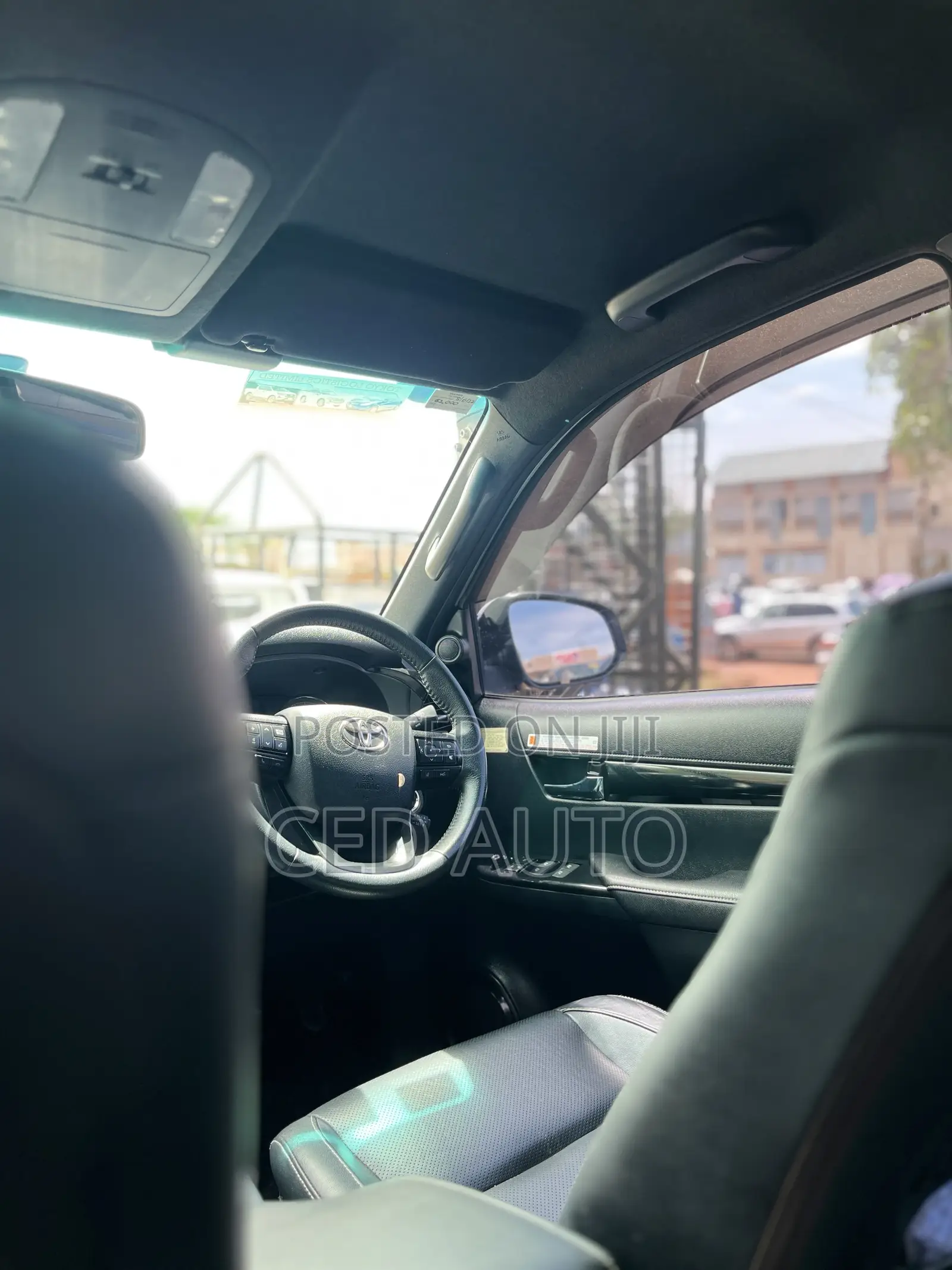 Toyota Hilux 2019 Silver