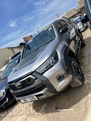 Toyota Hilux 2019 Silver