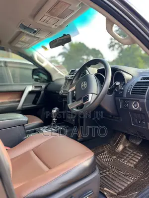 Toyota Land Cruiser Prado 2018 Gray