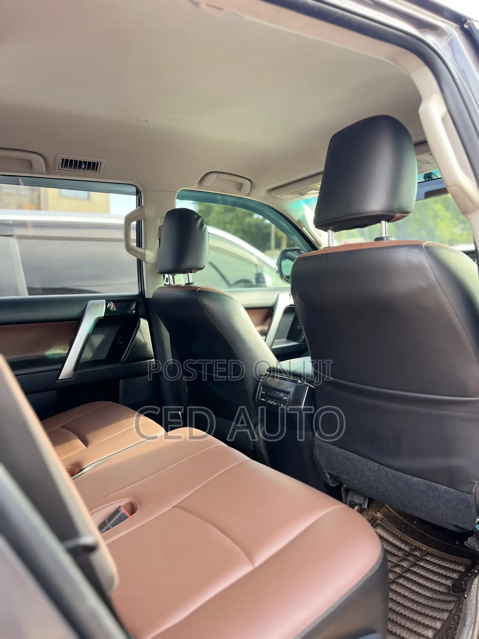 Toyota Land Cruiser Prado 2018 Gray