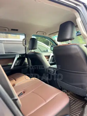 Toyota Land Cruiser Prado 2018 Gray