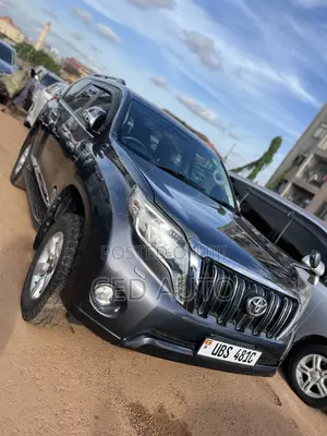 Toyota Land Cruiser Prado 2018 Gray