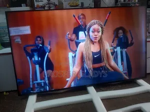 65 Inches Led Hisense Smart Uhd Flat Screen Flameless.