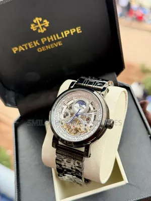 Patek Phillipe Matte Black Wrist Watch With a White Face