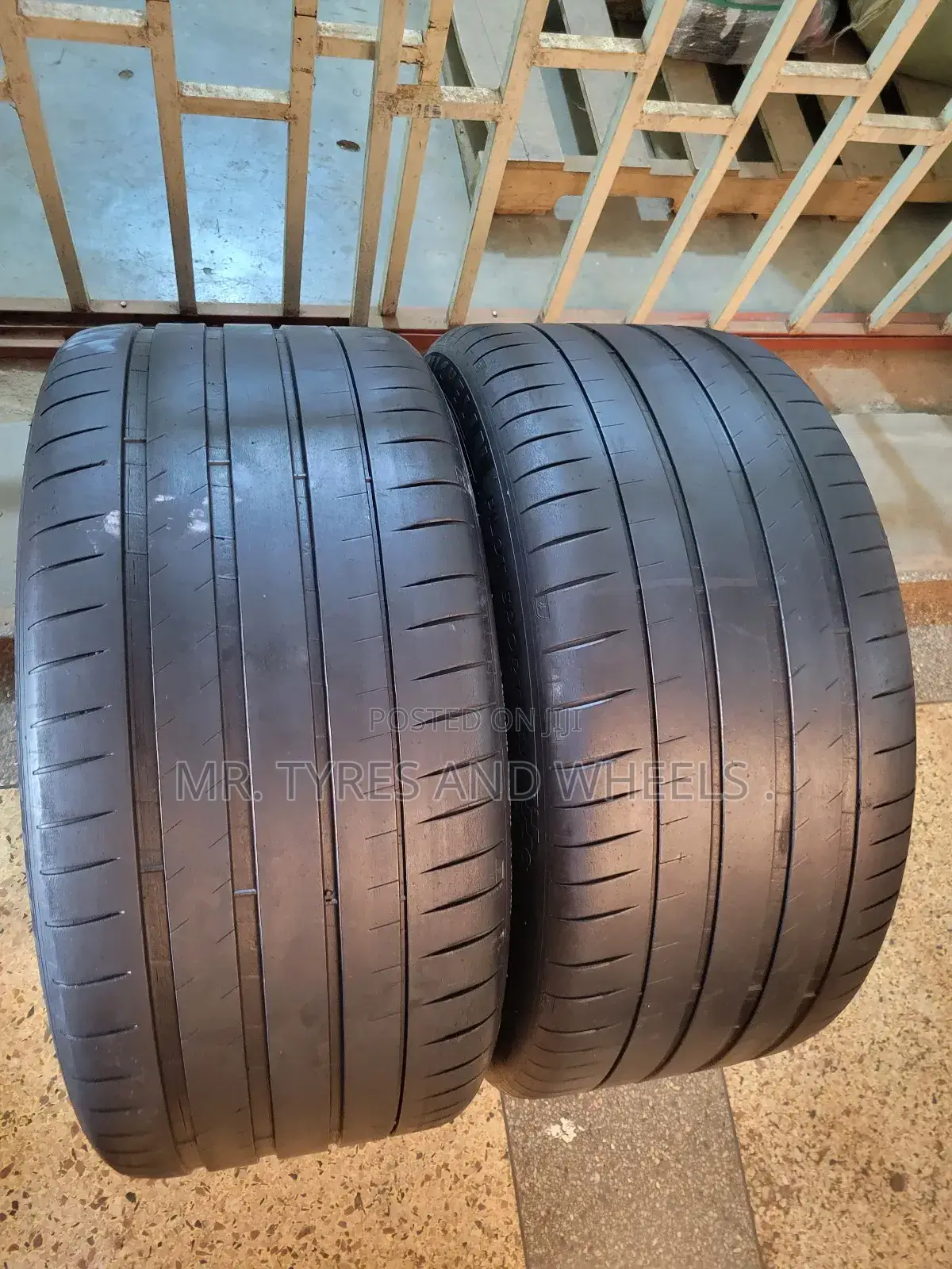 315 40 R21 Michelin Used but Still Good Tires Almost New.