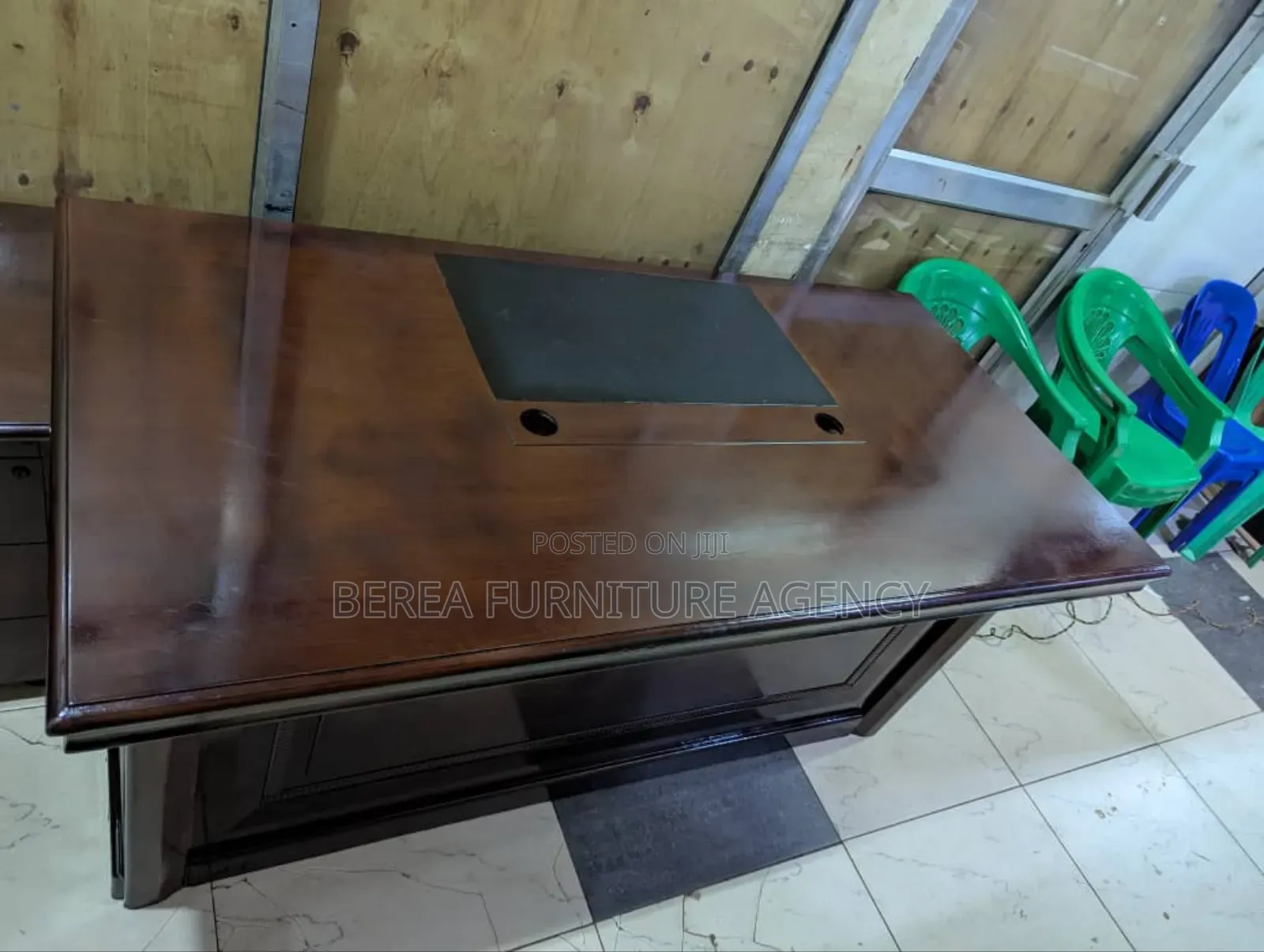 Executive Office Desk 1.8 Meters