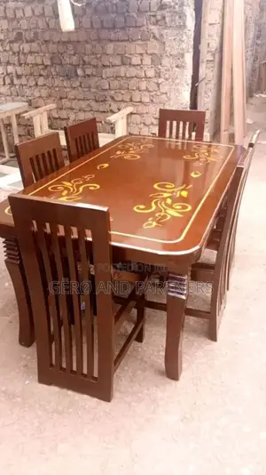 Top 4 Dining Table